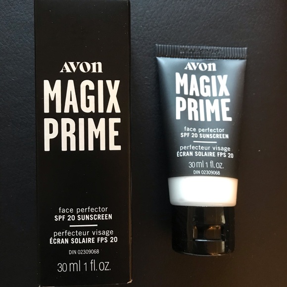 NEW Avon’s A Box Travel Bundle - Picture 3 of 10